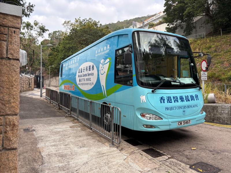 到校中學生護齒活動（嘉諾撒培德書院）